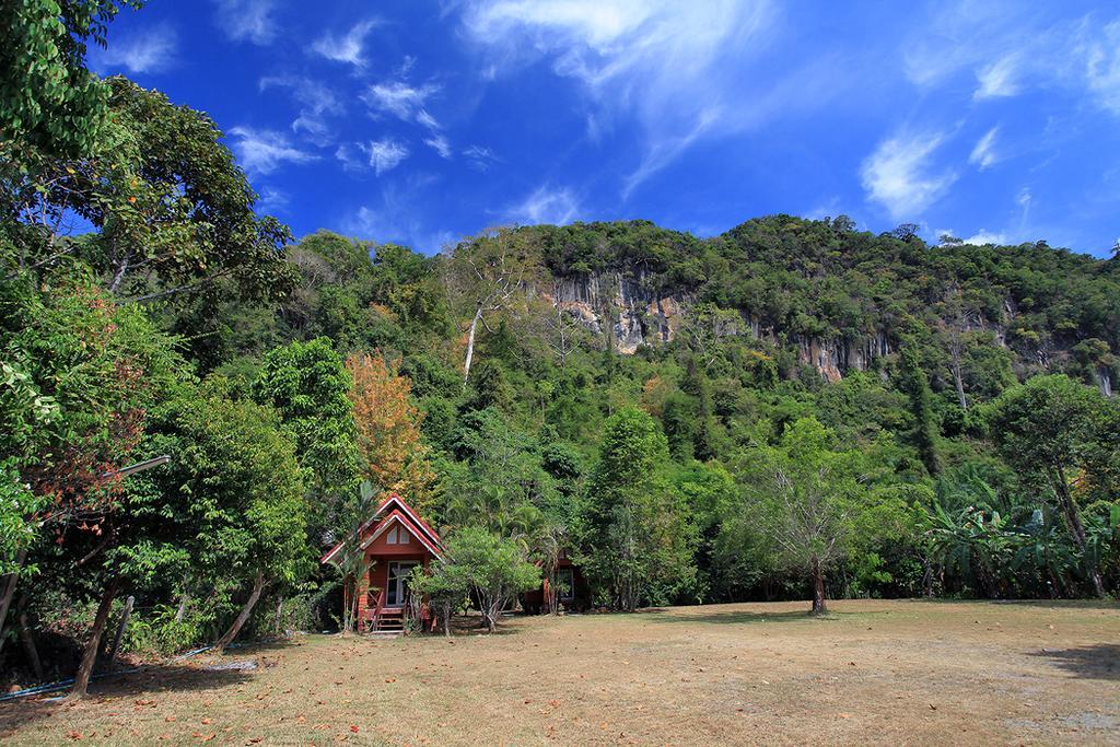 Langu Phupha Resort Satun Esterno foto